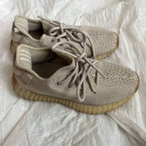 Adidas Yeezy Boost 350V2 Sesame sz 4 - Picture 11 of 13